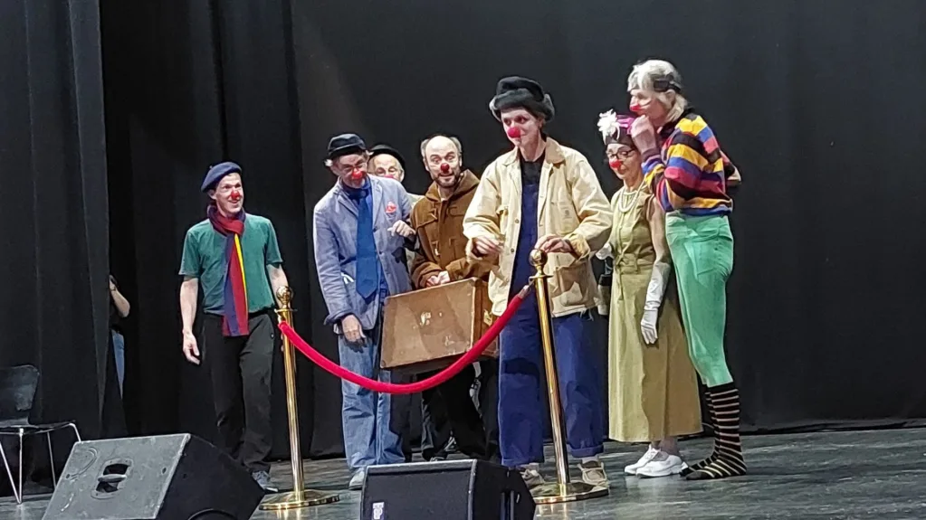 School of Clowns Course