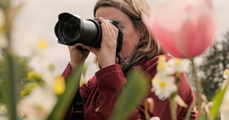 Spring Blooms Photography Workshop with Molly Hollman
