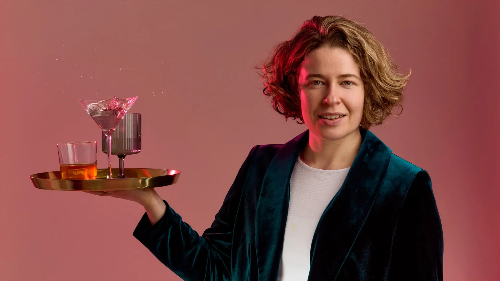 I Was Dancing in the Lesbian Bar