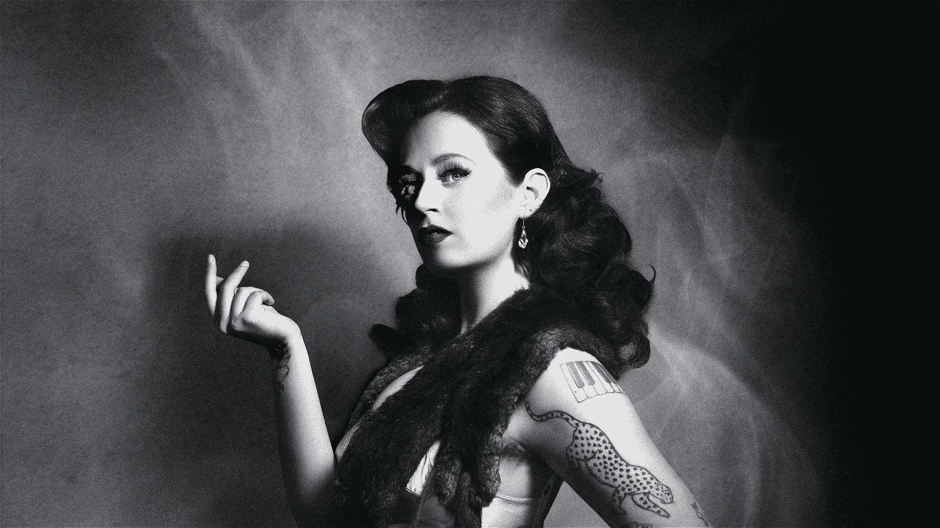 Selena Mersey: Bisexuelle